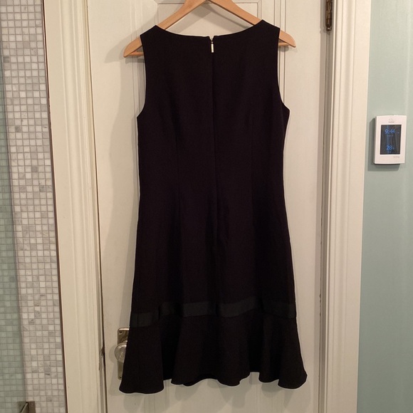 Karl Lagerfeld little black dress. Size 8. Fun flirty hem with a bow. - Picture 5 of 5